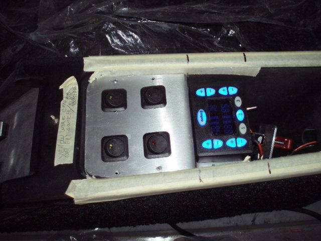 Lower console switches and Air Ride control module